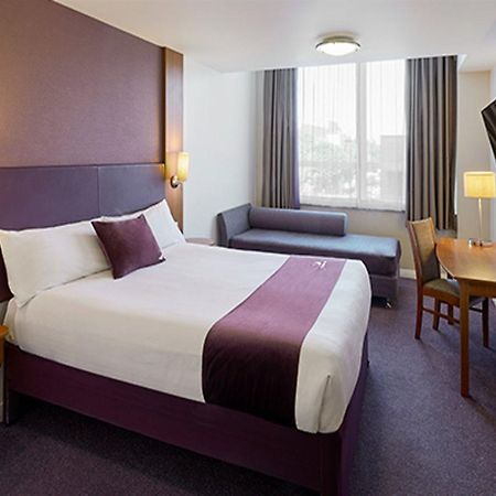 Premier Inn Cambridge Girton  Bagian luar foto