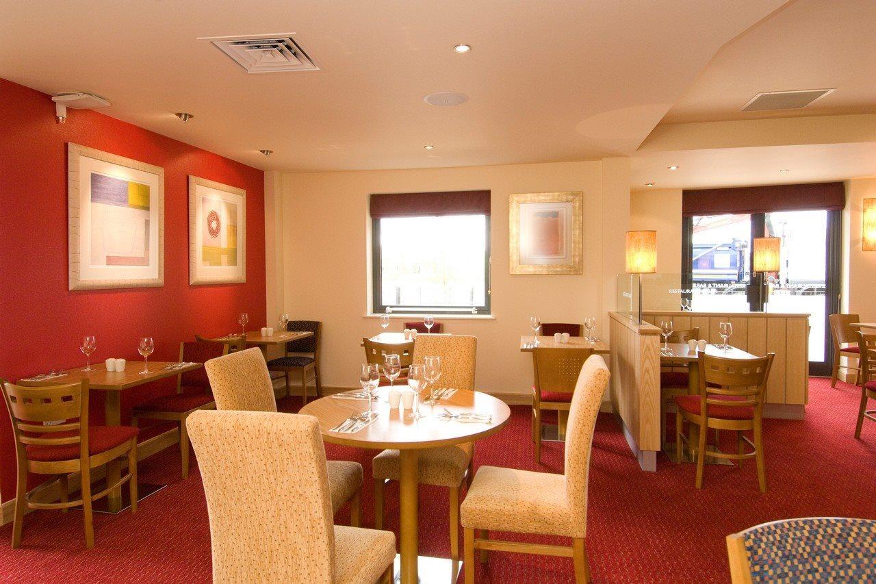 Premier Inn Cambridge Girton  Bagian luar foto