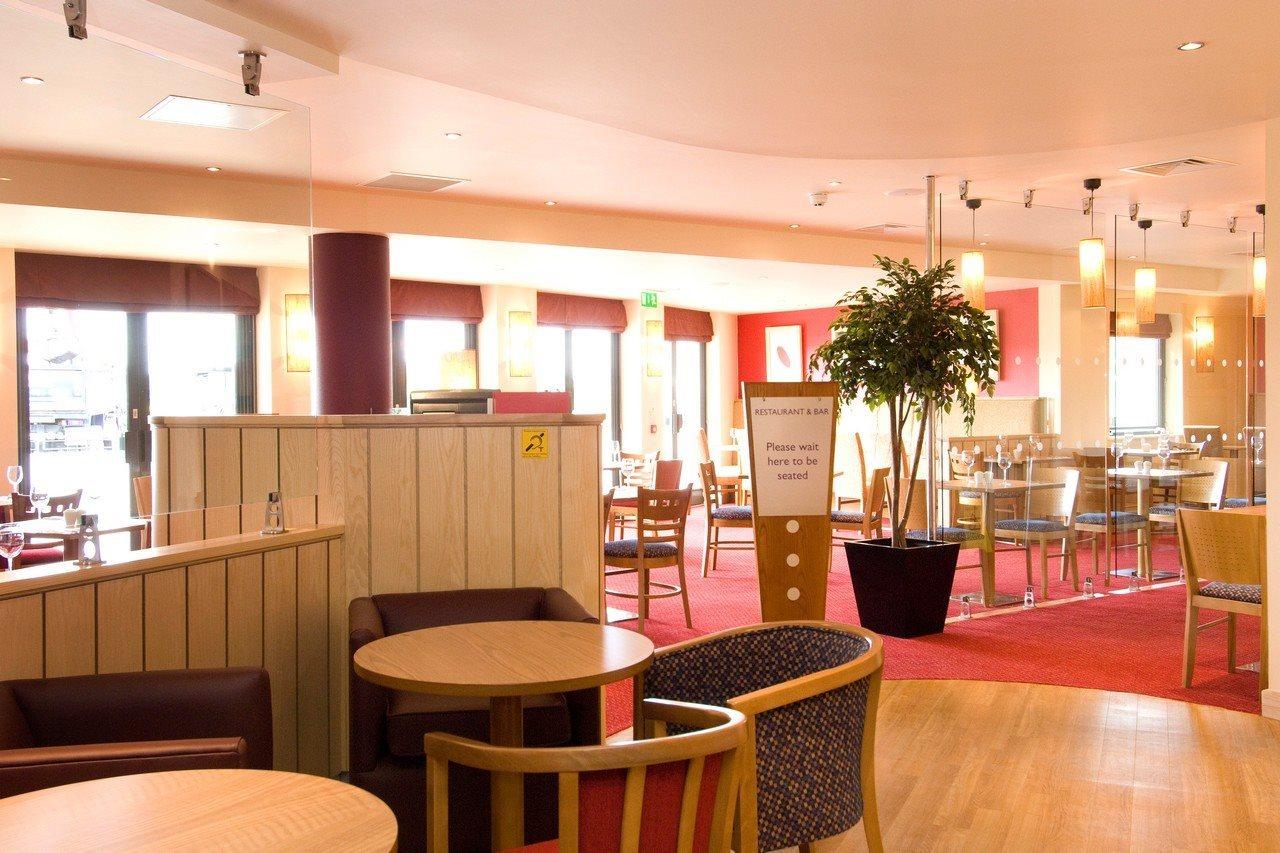 Premier Inn Cambridge Girton  Bagian luar foto