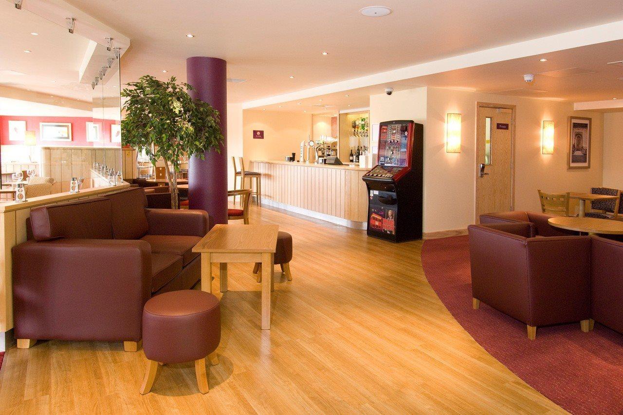 Premier Inn Cambridge Girton  Bagian luar foto
