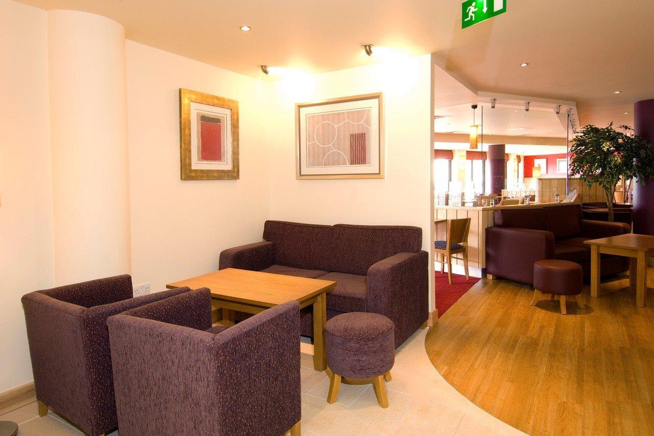 Premier Inn Cambridge Girton  Bagian luar foto