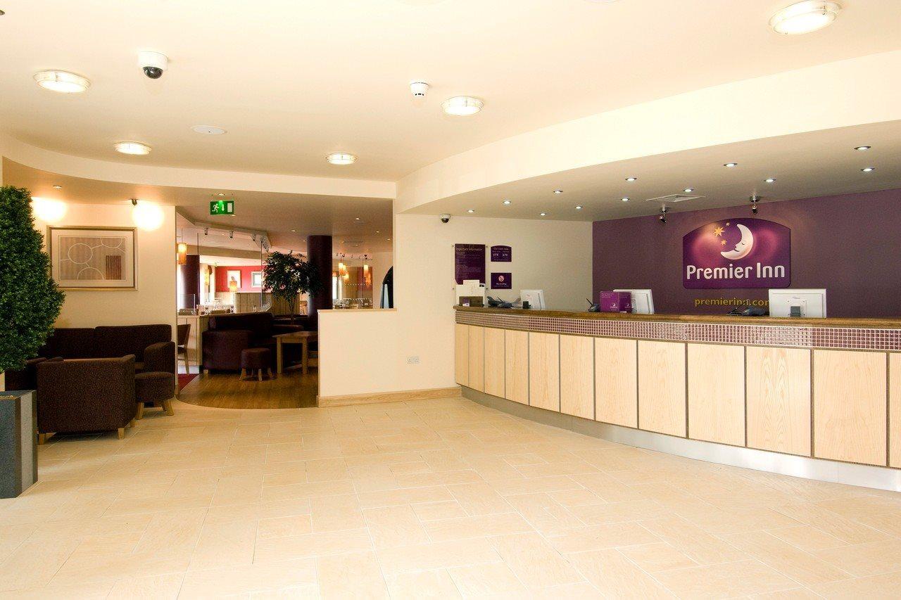 Premier Inn Cambridge Girton  Bagian luar foto