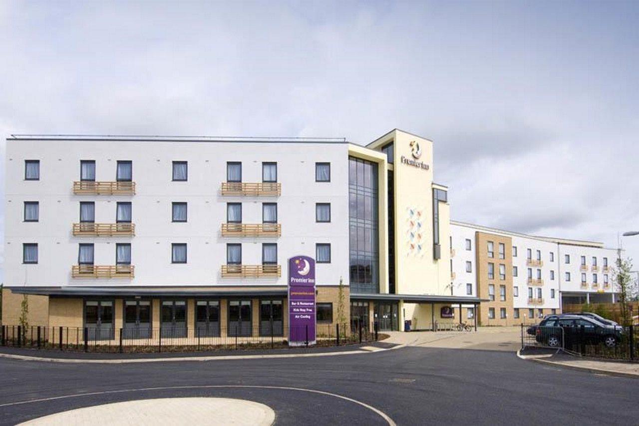 Premier Inn Cambridge Girton  Bagian luar foto