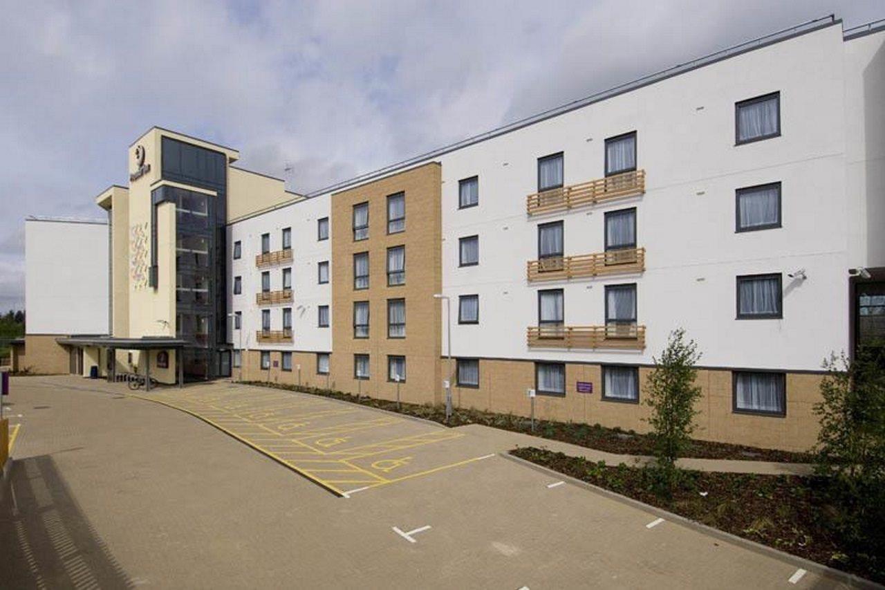 Premier Inn Cambridge Girton  Bagian luar foto