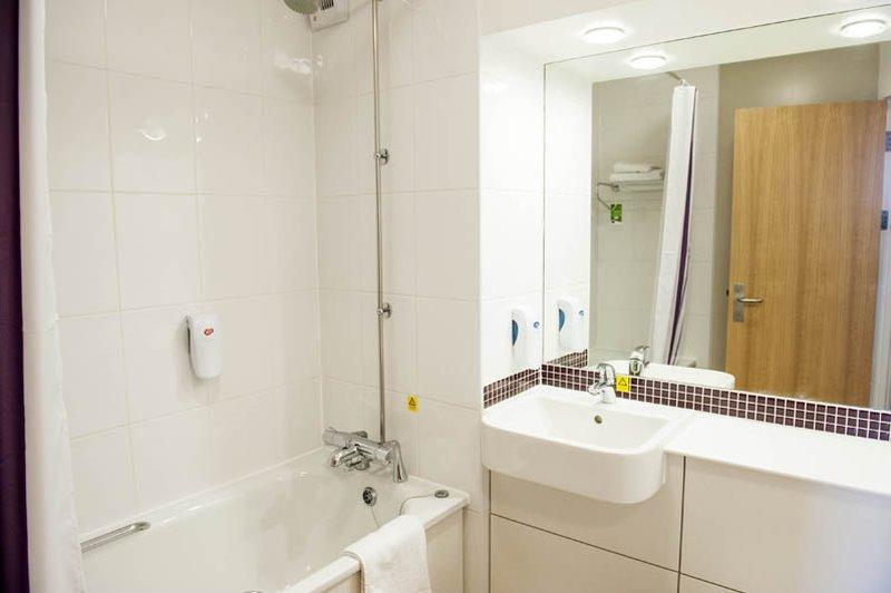 Premier Inn Cambridge Girton  Bagian luar foto